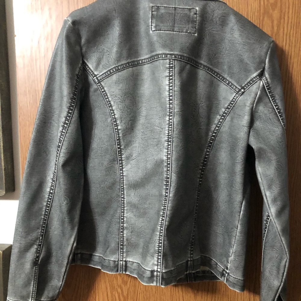 erin london - look and feel of Leather. No tags, never worn.